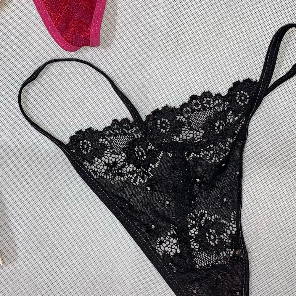 NWOT Black Lace G-String Panties Large